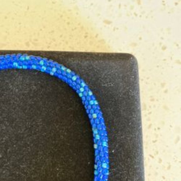 Necklace choker style, Custom design, handmade,seed beads and silver magnetic cl - Picture 2 of 3